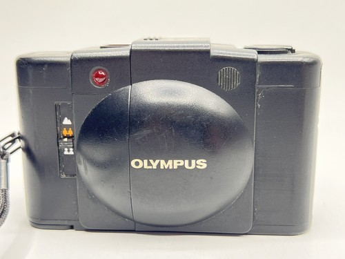 Olympus zuiko 35 - xa,